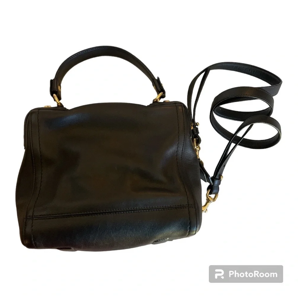 Salvatore Ferragamo Camera Bag Black Leather Crossbody - Picture 4 of 5
